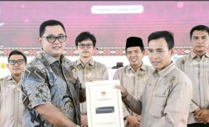 KPUD Lombok Utara Resmi Tetapkan Pasangan Najmul – Kusmalahadi Sebagai Bupati dan Wakil Bupati 