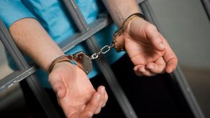Penangkapan Polisi Tanpa Prosedur Bisa Ditolak, Tersangka Punya Hak Termasuk Didampingi Kuasa Hukum dan Tidak Disiksa