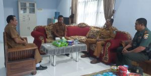 Camat dan Ws. Danramil Kempo Dampingi Keluarga Nur Dani Yang Terlantar di Sumut ke Dinas Sosial Dompu, Usahakan Untuk Kepulangan