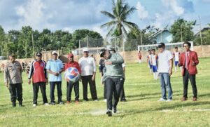 Wakil Bupati Lombok Utara Resmi Buka Turnamen Sepak Bola Merenten Cup 2025