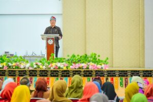 “Gubernur NTB Miq Iqbal Bisikkan Sinyal Rotasi: ‘Waktunya Sudah Dekat, Tapi Belum Ada yang Tahu’”