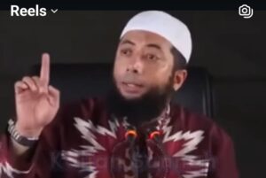 Bolehkah Membuka HP Suami Tanpa Izin? Ini Penjelasan Tegas Ustaz Khalid Basalamah