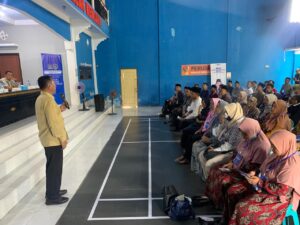 BGN dan Komisi IX DPR RI Sosialisasikan Program Makan Gizi Gratis, Warga di Lombok Timur Sambut Hangat