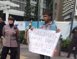 Demo Mahasiswa Timur Ricuh di Kantor PT STM Jakarta: Diduga Diintimidasi Preman Bayaran!