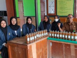 Alimunur, Penyuluh Inspiratif Dompu Raih Penghargaan Inovator Terbaik Berkat Ekoenzim, Diserahkan Langsung oleh Bupati