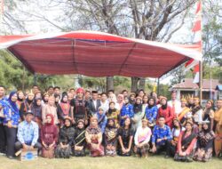 SMA Negeri 2 Sambi Rampas Tampil Memukau di HUT ke-80 RI, Paduan Suara Gunakan Baju Adat Jadi Sejarah Baru