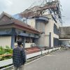 Gedung DPRD NTB Dibakar Massa: Publik Pertanyakan SOP Polisi, Momentum Renovasi Gedung Mewah?