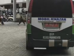 Tangis Keluarga, Ketulusan dr Jack: Pemulangan Jenazah Warga Sumbawa Kembali Ditanggung Pribadi