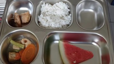 Menu Makan Gratis di SDN 2 Cakra Negara Diprotes Orang Tua, Porsi Sayur dan Buah Dinilai Tak Cukup untuk Anak
