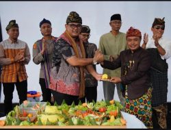 Desa Tanjung Rayakan Hari Jadi ke-130 Tahun, Wabub Kus Ajak Perkuat Harmoni Dalam Keberagaman