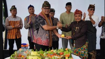 Desa Tanjung Rayakan Hari Jadi ke-130 Tahun, Wabub Kus Ajak Perkuat Harmoni Dalam Keberagaman