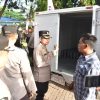 Kolaborasi Polda NTB dan BGN RI, Anak Sekolah di Ampenan Dapat MBG Gratis