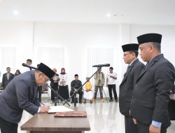 Rotasi Besar di Pemda Lombok Utara, Bupati Najmul Resmi Lantik 16 Pejabat Baru