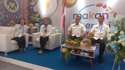 UMKM Jadi Mitra Penting Program MBG, Pesan Sesdep BGN RI di Talkshow Lombok Tengah