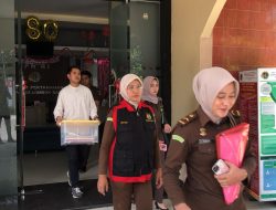 Dugaan Korupsi Aset Tanah di Lombok Barat, Kejari Mataram Geledah Kantor BPN dan Sita Puluhan Dokumen Penting