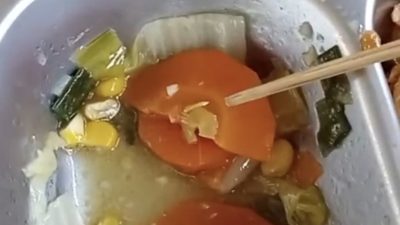 Ulat Ditemukan di Makanan Program MBG di SMPN 1 Empang, Orang Tua Murid Khawatir