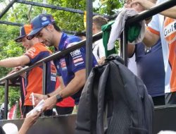 Euforia MotoGP 2025: Ribuan Warga NTB Padati InJourney Riders Parade, Tiket Mandalika Hampir Ludes