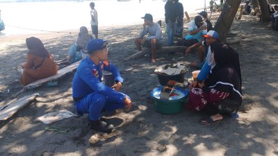 Sat Polairud Lombok Utara Turun ke Pesisir Pandanan, Redam Potensi Konflik dan Ajak Warga Cintai Laut