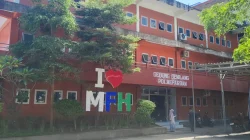 2026-01-31-14-55-55-Gedung_perkuliahan_di_Politeknik_Medica_Farma_Husada