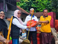 IGI Dompu Turun ke Lokasi Banjir Hu’u, Sembako dan Peralatan Rumah Tangga Disalurkan