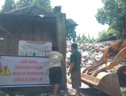 Bau Menyengat Bikin Geram, Warga Gomong Mataram Pasang Spanduk Tolak Pembuangan Sampah