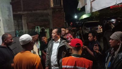 Dari Sumbawa ke Ampenan, Gubernur NTB Sigap Datangi Lokasi Banjir Rob yang Rusak Enam Rumah Warga