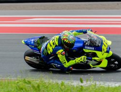 Untuk Pertama Kali, Valentino Rossi Jajal Sirkuit Mandalika Dukung Pertamina Enduro VR46 Riders Academy