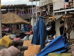 Angin Kencang Terjang Sunset Land Mataram, Pengunjung Panik Lari Berhamburan