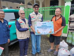 Perkuat Social Impact Ramadan, PLN UIW NTB Salurkan Bantuan YBM di Sumbawa