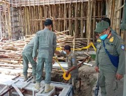 Satpol PP Lombok Tengah Segel Bangunan Liar, Akan Bongkar Paksa Jika Tidak Dirobohkan Sendiri