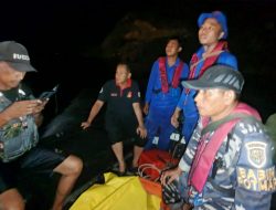 Tim Gabungan Evakuasi Pemancing Diduga Terseret Arus di Perairan Maluk