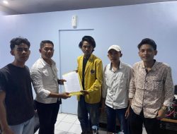 Aksi Mahasiswa di Polresta Mataram, Desak Penertiban Miras Ilegal: “Jangan Ada yang Dilindungi!”