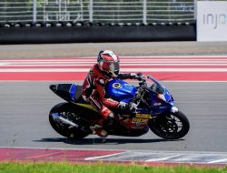 Ride In Track: Mantan Pembalap Superbike Mark Aitchison : Rasakan Sensasi Balap di Pertamina Mandalika International Circuit