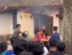 Terkunci Dari Luar Ditinggal Orang Tua, 3 Bocah Terjebak di Dalam Rumah Yang Terbakar