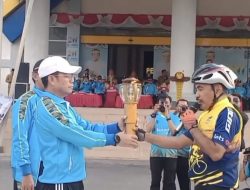 Api PORPROV NTB XII Tiba di Dompu, Disemayamkan di Kantor Bupati Sebelum Lanjut Kirab ke Sumbawa