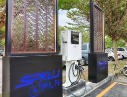 Perkuat Ekosistem Kendaraan Listrik, PLN Hadirkan Layanan SPKLU di Lombok Garden Hotel