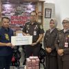 Uang Korupsi PT TRIPAT Dipulihkan, Kejari Mataram Setorkan Rp618 Juta ke Kas Negara