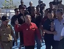 Warga Tanya Lapangan Kerja, Respons Gubernur Bali Wayan Koster Tuai Sorotan: “Mengapa Harus Diamankan?”