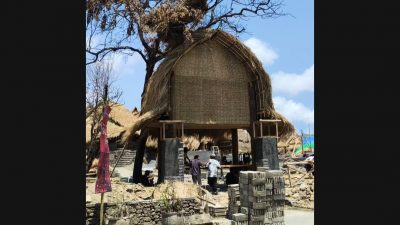 Progres Pembangunan Rumah Adat Desa Sade Lombok Tengah Yang Terbakar