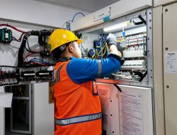 Semangat Hari Sumpah Pemuda, PLN Pastikan Kelayakan Operasi Peralatan 20 kV di GI Sengkol
