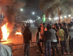 Dugaan Penipuan Puluhan Jamaah Umroh, Warga di Bima Blokade Jalan