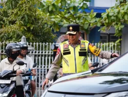 Wakapolda NTB Turun Atur Lalu Lintas di Mataram